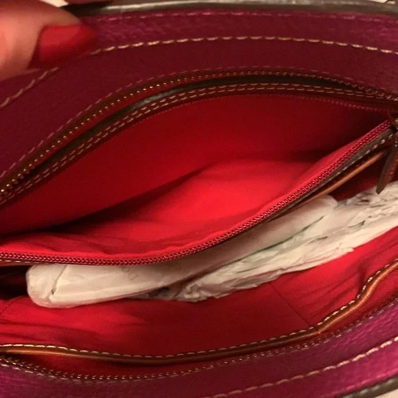 NWT Dooney & Bourke pebble leather magenta purse shoulder bag medium size - Picture 12 of 15